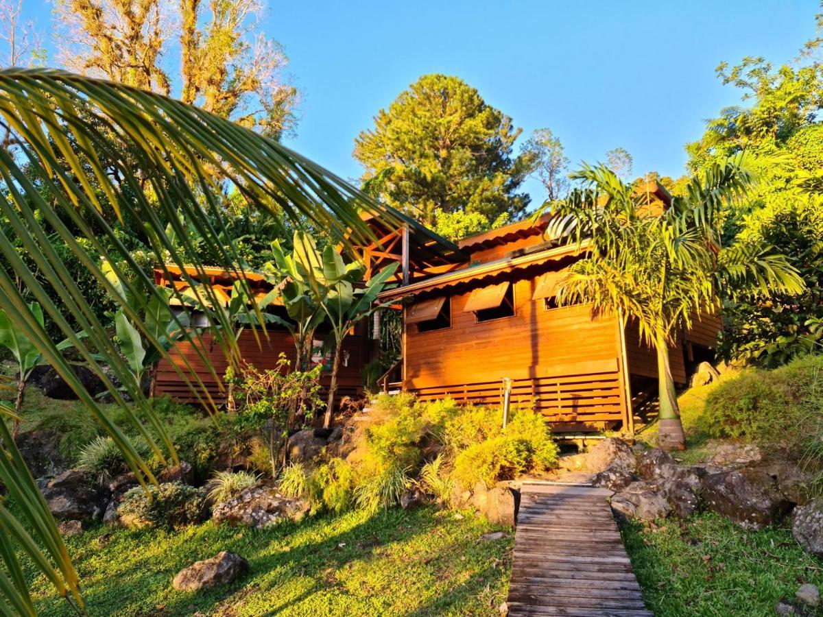 Les Bananes Vertes Ecolodges Сент-Клод Екстер'єр фото