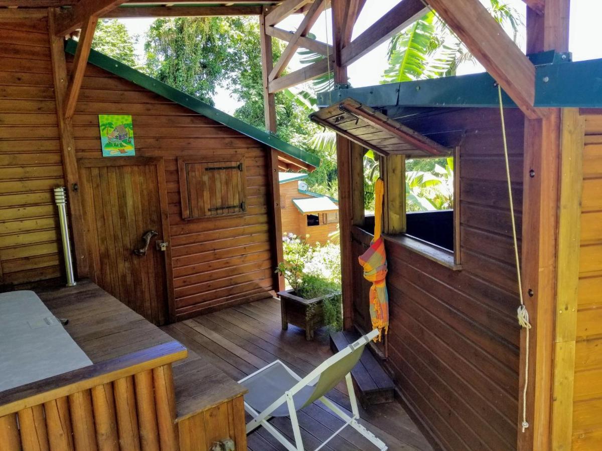 Les Bananes Vertes Ecolodges Сент-Клод Екстер'єр фото