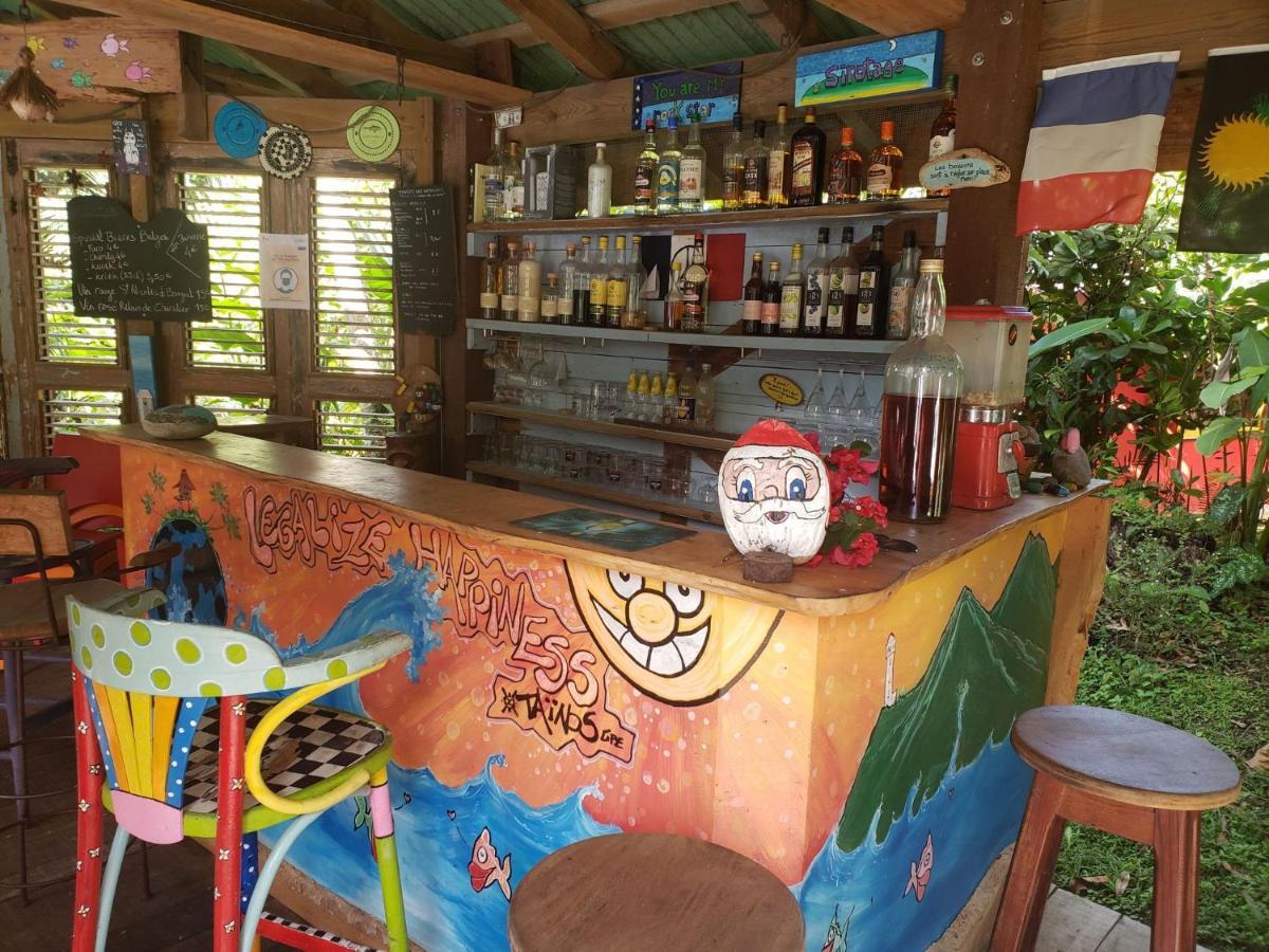 Les Bananes Vertes Ecolodges Сент-Клод Екстер'єр фото